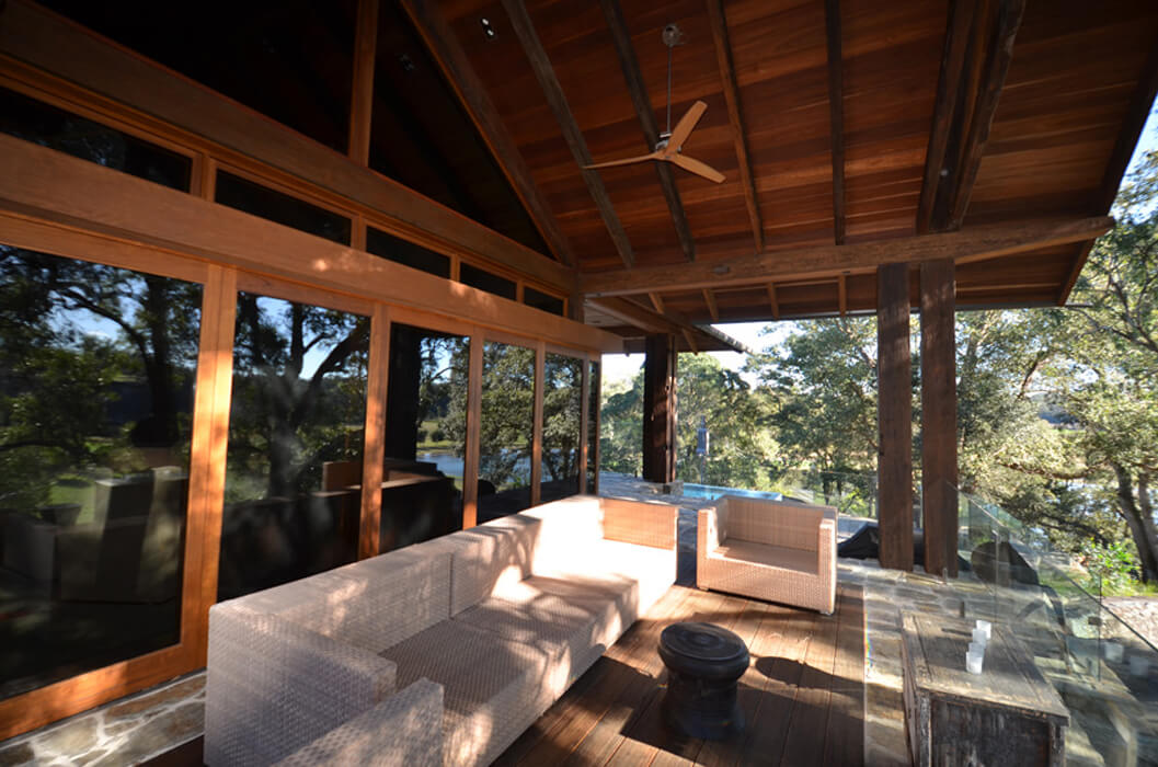 Escarpment house